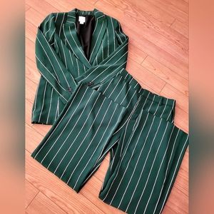 Women's Pant Suit